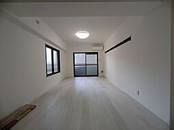 ドゥジェームNISHITAYA 201 2階ワンルームのリビング/ダイニング