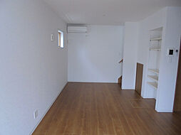 ヴィラージュヤスダ 2