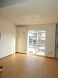 ニュークレストール光ケ丘 102 1階2LDKのリビング/ダイニング