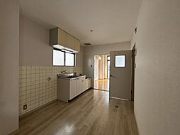 ウエダビル 201 2階1DKのリビング/ダイニング