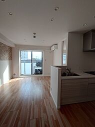 Olivecourt 202 2階1LDKのリビング/ダイニング