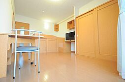 レオパレス二葉の里 203 2階1Kのリビング/ダイニング