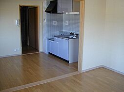 Favore緑井 201 2階1DKのリビング/ダイニング