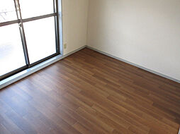 チェリス伴 110 1階1Kのリビング/ダイニング