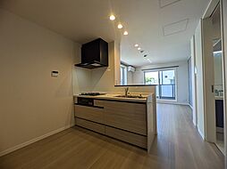 Junry-S 301 3階1LDKのリビング/ダイニング