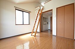 エンバシーコート 301 3階1Kのリビング/ダイニング