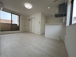 Villa　Macaron（ヴィラマカロン） 202 2階1Kのリビング/ダイニング