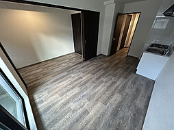 Relacion長束　I 303 3階1DKのリビング/ダイニング