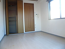 ベルリオ 202 2階1Kのリビング/ダイニング