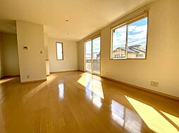 ブランシェ高須台　A棟 201 2階3LDKのリビング/ダイニング