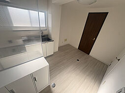 第5シモビル 306