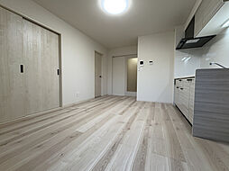 中野APARTMENTS 104 1階2LDKのリビング/ダイニング