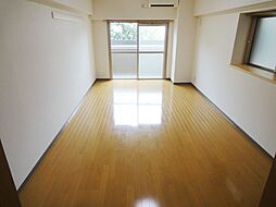 グラシャス 103 1階1Kのリビング/ダイニング