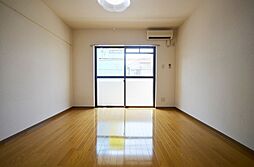 T.R.M.マンション 302 3階1Kのリビング/ダイニング