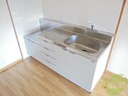 2口でも3口でも好きなキッチン設置してください