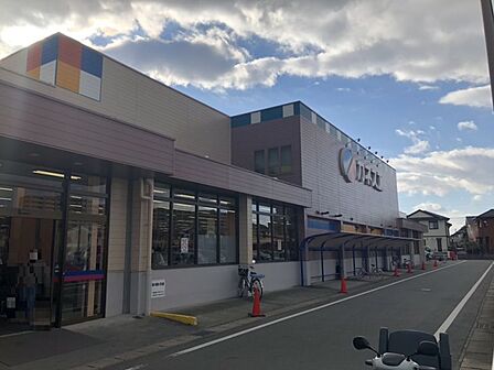カネスエ国府宮店まで　500m　徒歩約7分