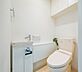 トイレ：トイレには手洗いカウンター付き