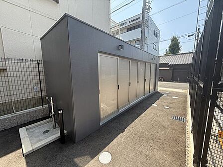 敷地内ゴミ置き場