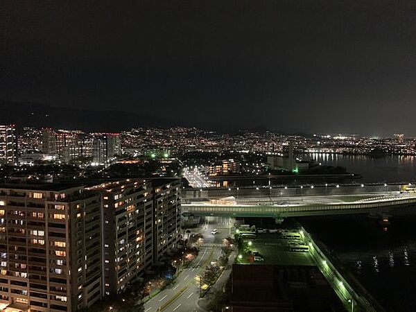 バルコニーを拡大表示