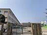 周辺：北九州市立日明小学校（320m）