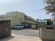 北九州市立西小倉小学校（692m）