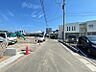 その他：区画整理された現地は開放感があり、前面道路もゆとりの広さ。新しい街並みが広がる閑静な住宅街です。