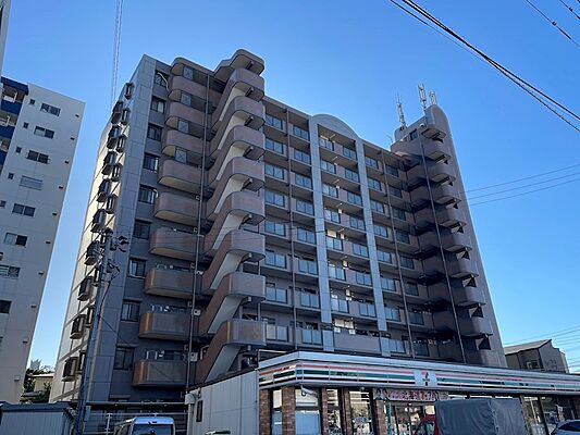 外観 ペルル日明 4階/-