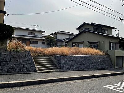 外観：建築条件なし！お好きなハウスメーカーで新築できる売り土地です！