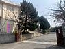 周辺：北九州市立中井小学校（500m）