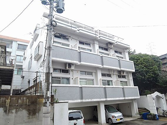 閑静な住宅街に...