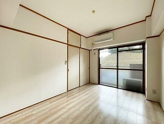 1Kの洋室です