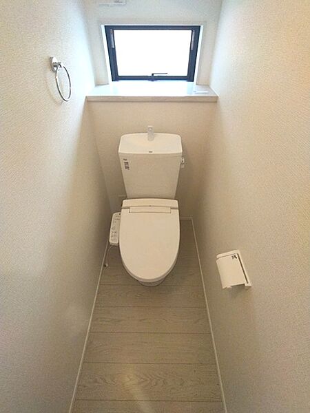 トイレを拡大表示