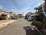 外観：前面道路含む現地写真
