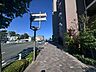 外観：前面道路含む現地写真