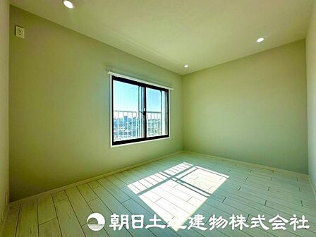 陽光差し込む暖かな空間です！
