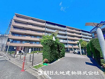 四季を通じて自然と触れ合えるスポットが周辺には盛りだくさん！
