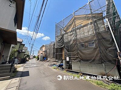 外観：閑静な住宅地で子育て家族にピッタリ。毎日のお散歩も快適な緑に恵まれたエリアです。