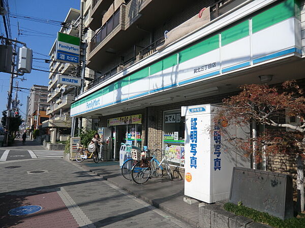 画像21:ファミリーマート北巽駅西店 261m