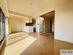 プラウド江坂 719 7階3LDKのリビング/ダイニング