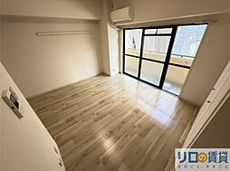 パインフィールド1st 201 2階1Kのリビング/ダイニング