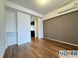 シティカレント新大阪 1103 11階1LDKのリビング/ダイニング