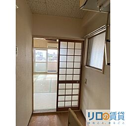 DO東三国I 106 1階1Kのリビング/ダイニング