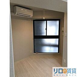 イルリッシュ西中島（ILE　RICHE　NISHINAKAJIMA） 703 7階ワンルームのリビング/ダイニング