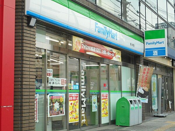 ファミリーマート東田辺三丁目店 1286m