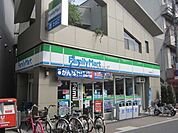 ファミリーマート加美駅前店 657m