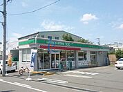 ローソンストア100平野加美北三丁目店 233m
