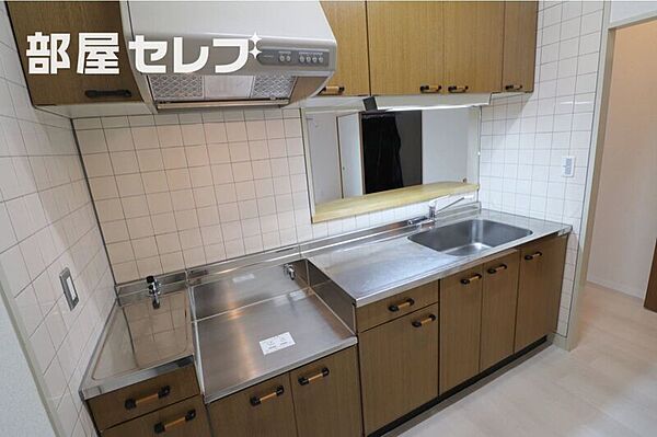 アーバンドエル庄内通 ｜愛知県名古屋市西区浄心本通3丁目(賃貸マンション3LDK・3階・76.89㎡)の写真 その5