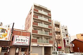 ユミ  ｜ 愛知県名古屋市千種区内山1丁目15-7（賃貸マンション1LDK・5階・48.72㎡） その1