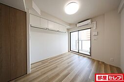 プレサンス名古屋ルクソリア