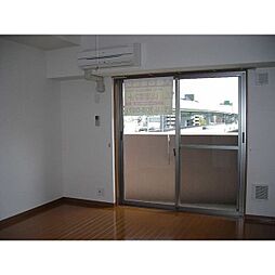 アゲート白壁 7階1Kのリビング/ダイニング